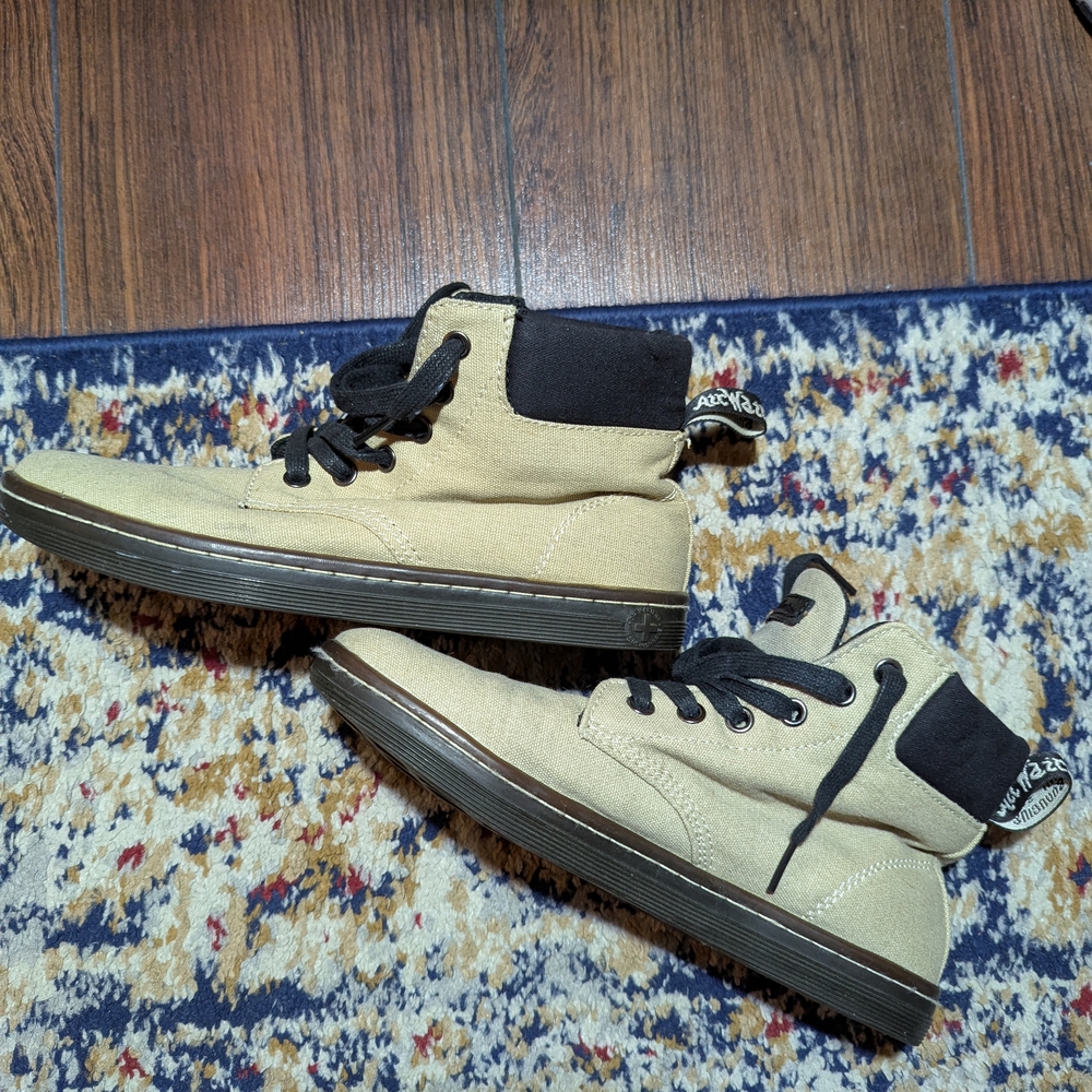 Palladium Men's Tan High-Top Sneakers